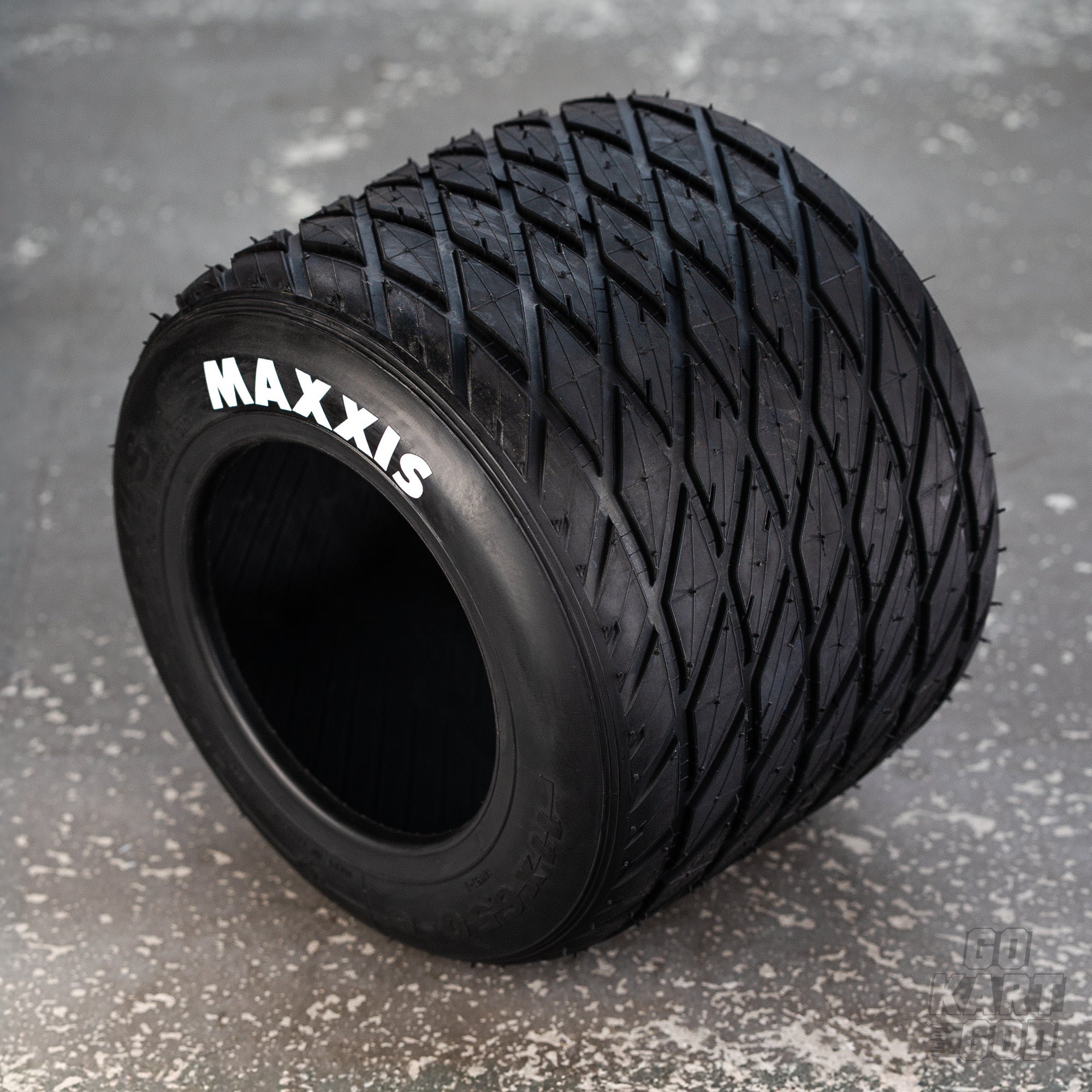 Maxxis T18 Treaded Tire